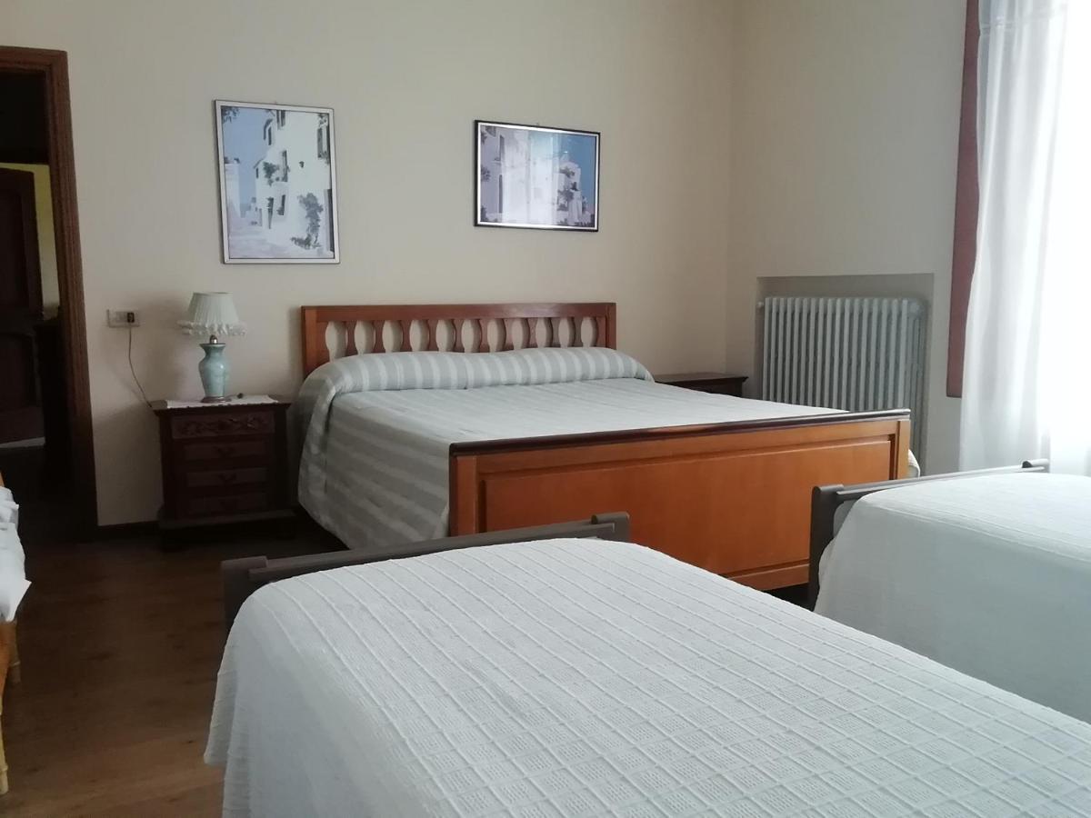 Bed and Breakfast La Collina Degli Olivi Карминьяно Экстерьер фото