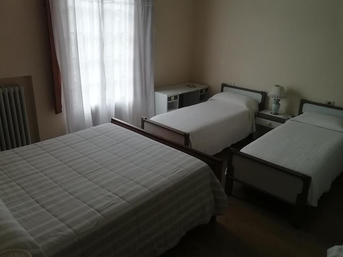 Bed and Breakfast La Collina Degli Olivi Карминьяно Экстерьер фото