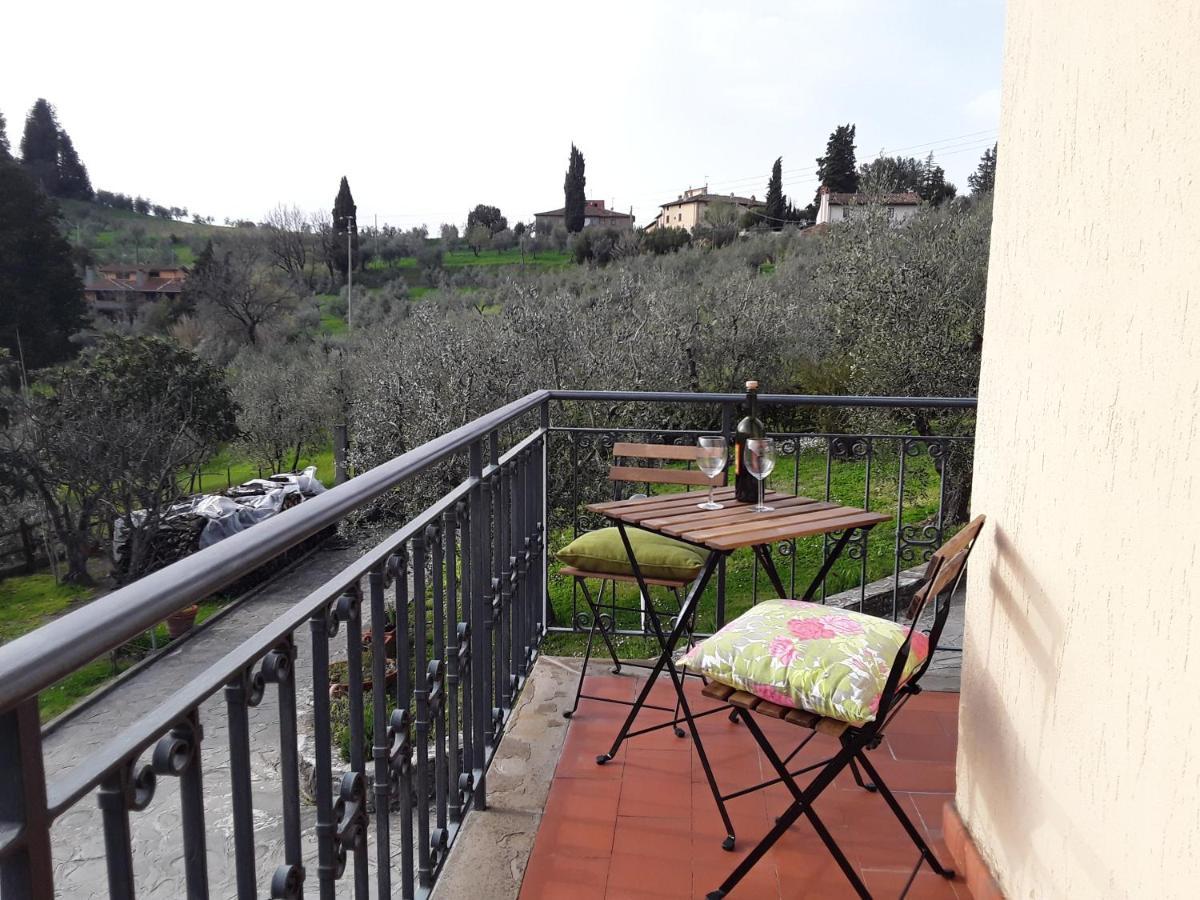 Bed and Breakfast La Collina Degli Olivi Карминьяно Экстерьер фото