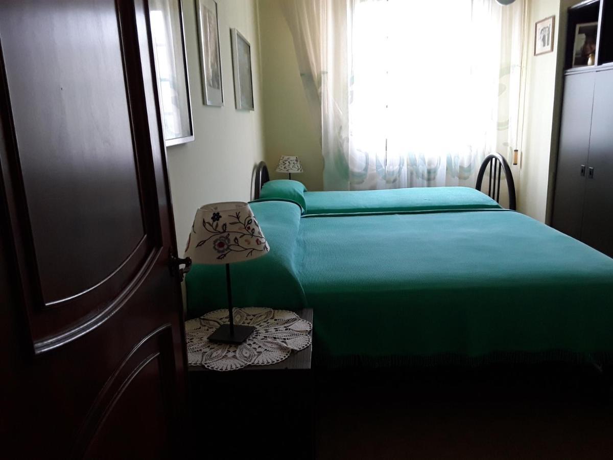 Bed and Breakfast La Collina Degli Olivi Карминьяно Экстерьер фото