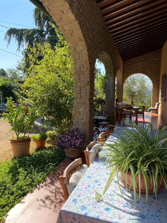 Bed and Breakfast La Collina Degli Olivi Карминьяно Экстерьер фото